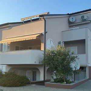  Apartament Pirun