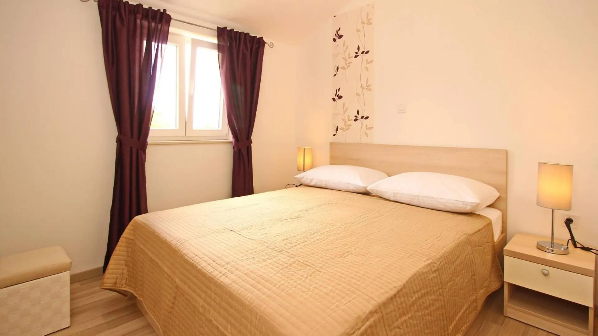 Apartments Gorica 2 Baska  4*, Baska (Krk)